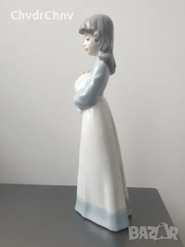 НАО ЛАДРО испанска порцеланова фигура на момиче с кученце/NAO Lladro статуетка 23см, снимка 3 - Колекции - 47123278