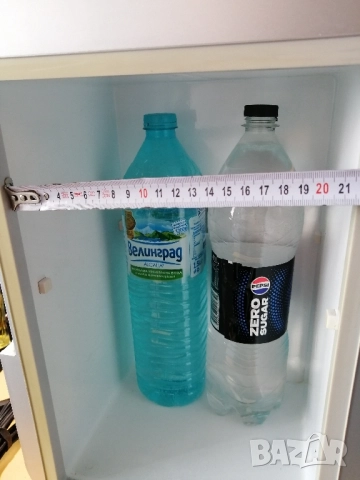 Мини хладилник на 12V и 220V, снимка 9 - Хладилници - 51461632