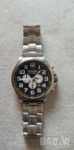 Часовник TW Steel TW673 Renault F1 Chronograph