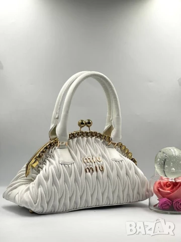 чанти Miu Miu , снимка 13 - Чанти - 51403996