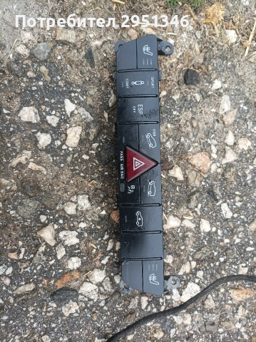 1648702810 Бутони централна конзола за Mercedes ML W164 03754806