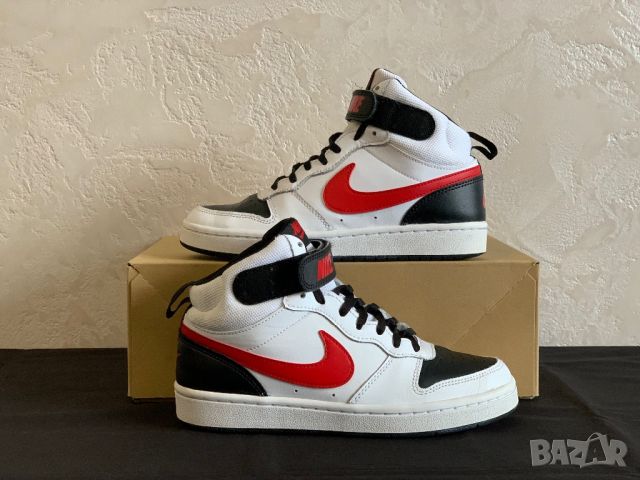 Оригинални обувки Nike Court Borough Mid | 36,5 номер, снимка 1 - Дамски ежедневни обувки - 46078725