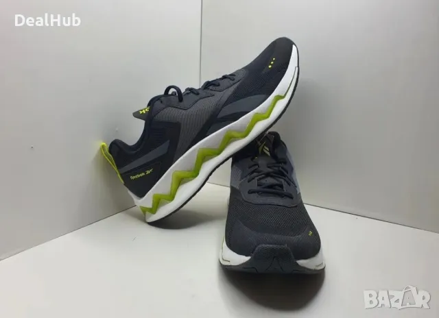 Маратонки Reebok Zig Elusion Energy 

Чисто нови с кутия.

Размер 43 стелка 28 см.

Цена 99 лв, снимка 2 - Маратонки - 47877442