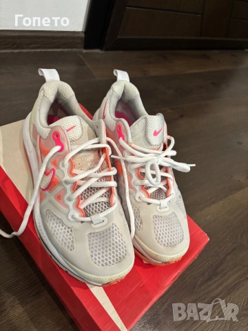 Дамски маратонки Nike Genom 38,5, снимка 4 - Маратонки - 53946000