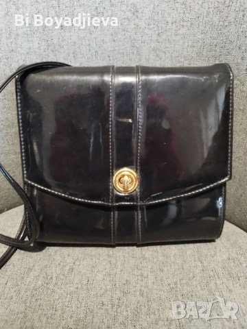 Лачена чанта, отлично състояние