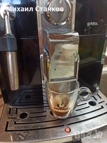 Кафе автомат Саеко Синтия работи добре и прави хубаво кафе , снимка 2 - Кафемашини - 52056174
