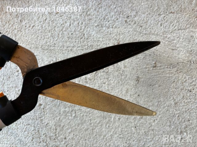 Градински ножици Fiskars, снимка 4 - Градински инструменти - 46422484