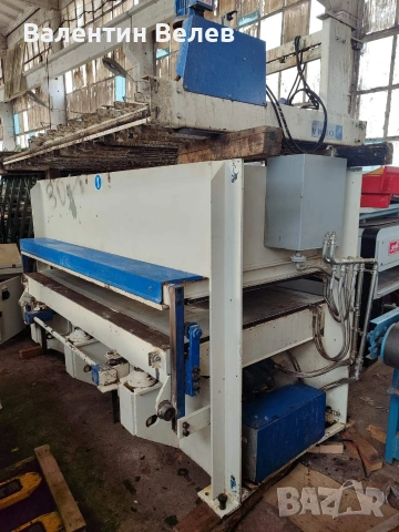 Автоматична топла преса за плотове размер 2500мм.х 1300мм., снимка 12 - Други машини и части - 53520257