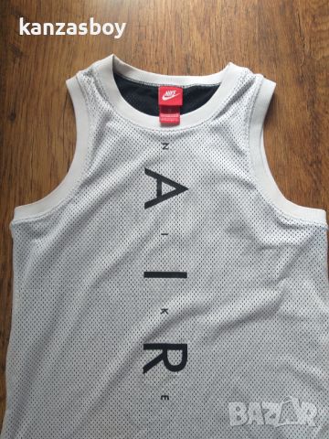 Nike Air Tank Top - страхотен юношески потник КАТО НОВ, снимка 3 - Детски тениски и потници - 45512648