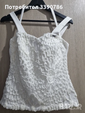 Alessa бял топ