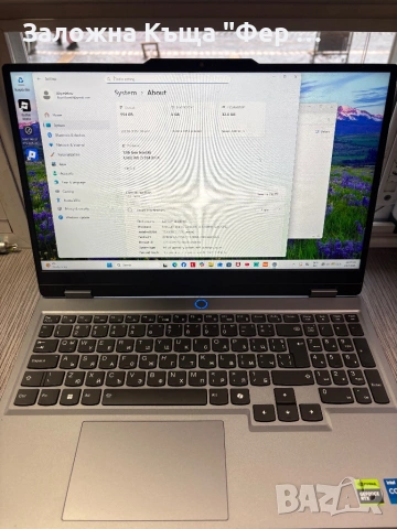 Геймърски лаптоп Lenovo Loq IRX9