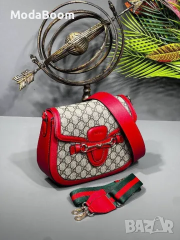 Gucci дамски чанти Различни цветове , снимка 13 - Чанти - 48932735