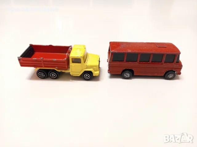 Камионче Magirus на Majorette и Mercedes Benz Bus на Gorgi, 1/64, снимка 2 - Колекции - 47815406