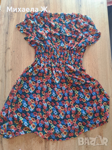 Ефирна рокля на цветя S размер , снимка 3 - Рокли - 51722683