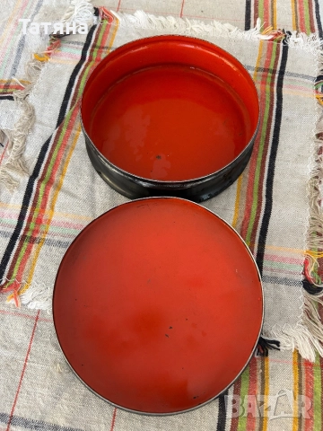 Руска ръчно рисувана метална кутия за бижута, снимка 3 - Други ценни предмети - 52592154