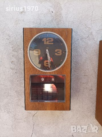 полски стенен часовник работещ с датник, снимка 2 - Стенни часовници - 46274775