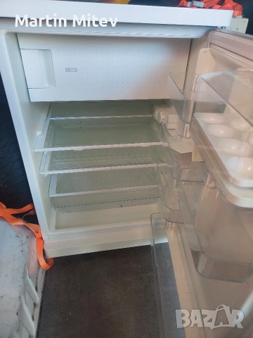 хладилник Siemens , снимка 2 - Хладилници - 53642335