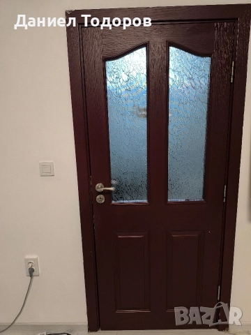 Продавам интериорни врати 