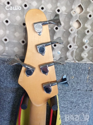 Бас китара Аполо, снимка 4 - Китари - 54291744