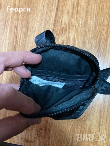 Оригинална чанта Nike, снимка 8 - Чанти - 53381178