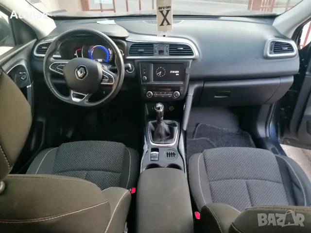 Renault Kadjar 1.6 EURO 6, снимка 7 - Автомобили и джипове - 47377123