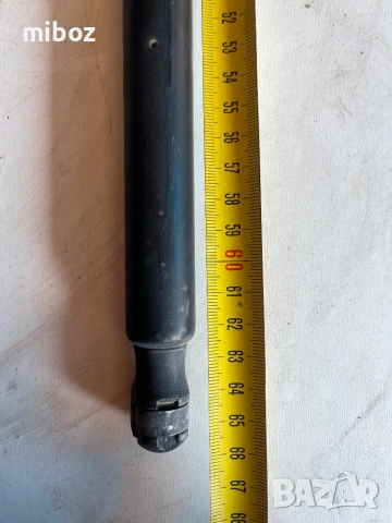 Амортисьор амортисьори преден капак Рейндж Роувър Range Land Rover Sport L320, снимка 2 - Части - 53881395