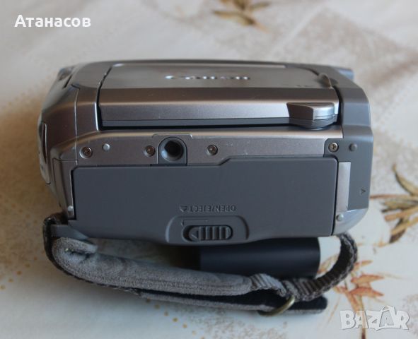 Видеокамера Canon MD110 Camcorder Мини ДВ, снимка 14 - Камери - 46521967