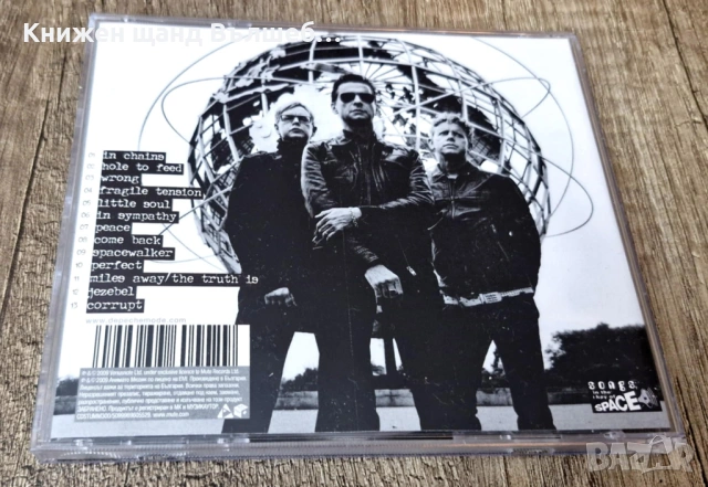 Компакт Дискове - Поп - Рок: Depeche Mode - Sounds Of The Universe, снимка 2 - CD дискове - 53123757