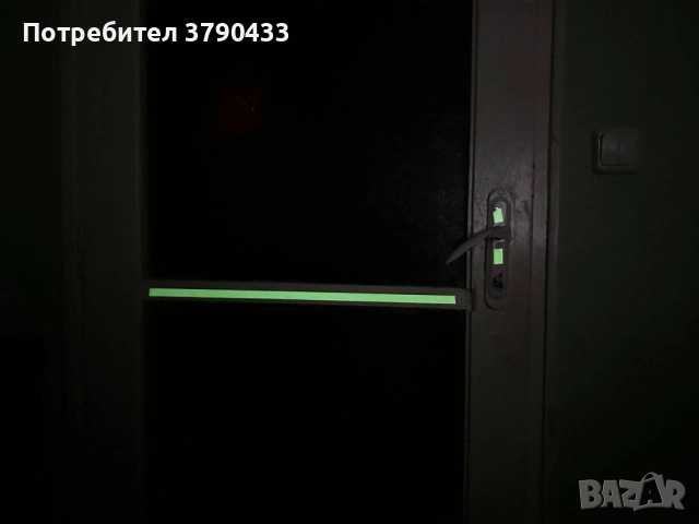 Светещо тиксо / фосфоресцираща лента 3м × 2см – свети в тъмното (ново)