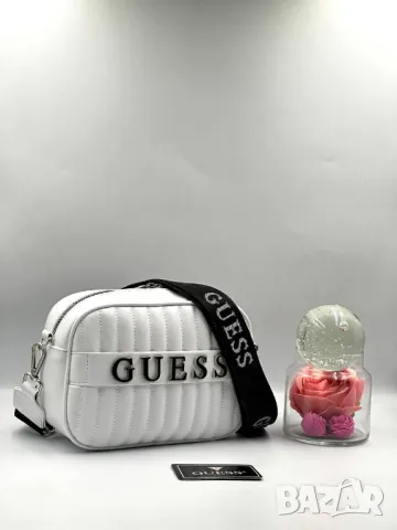 дамски чанти guess , снимка 1 - Чанти - 46863485