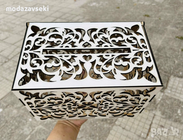 Кутия за пликове за сватба