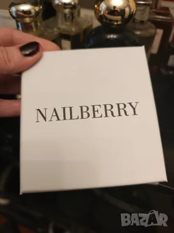 NAILBERRY L'Oxygéné НОВ лот лакове  дишащи КОЛЕДНО НАМАЛЕНИЕ, снимка 4 - Декоративна козметика - 48322590