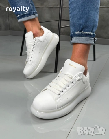 Бели Нови Мъжки Маратонки 40-44 Номер с Кутия 