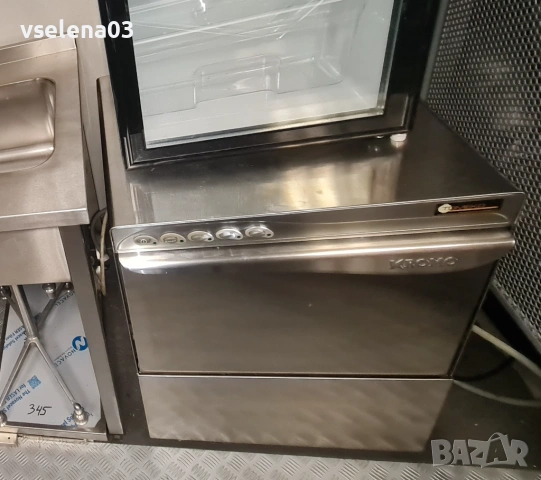 Професионална маса с неръждаем плот и вграден котлон, снимка 4 - Обзавеждане на кухня - 53079095