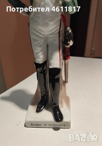 Порцеланова фигура Войник, снимка 10 - Колекции - 51933998