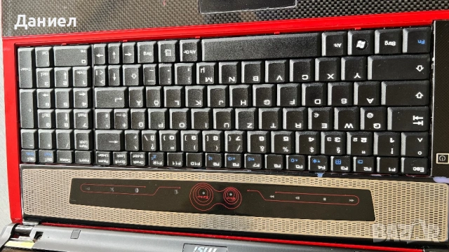 Лаптоп MSI GT725, снимка 7 - Лаптопи за дома - 54216116