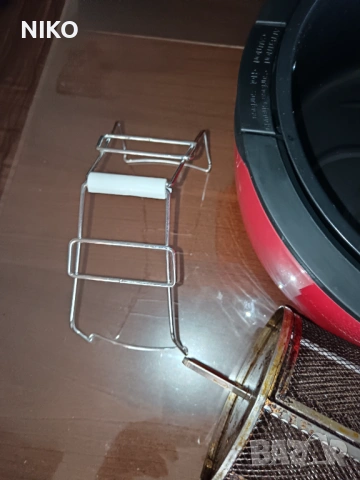 Продавам Ерфаер Фритюрник Кlarstein VitAir 1400W 9L Комби Червен, снимка 16 - Печки, фурни - 53769622