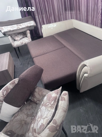 Почти нов разтегателен ДИВАН -спалня с 2 канапета , снимка 3 - Дивани и мека мебел - 53085571