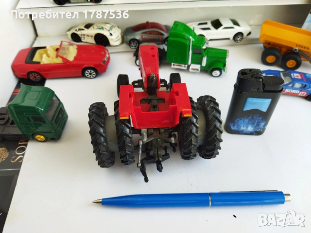 Малки колички Рено ,мерцедес  и камиончета, снимка 3 - Колекции - 52774238