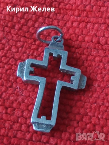 Старо сребърно кръстче 18407, снимка 4 - Колиета, медальони, синджири - 52358655