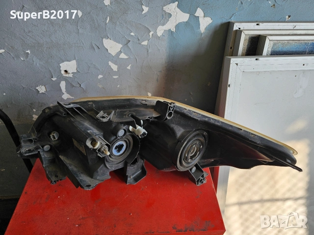 Продавам - оригинален десен фар за Тойота Аурис 2012 г., снимка 3 - Части - 53375056