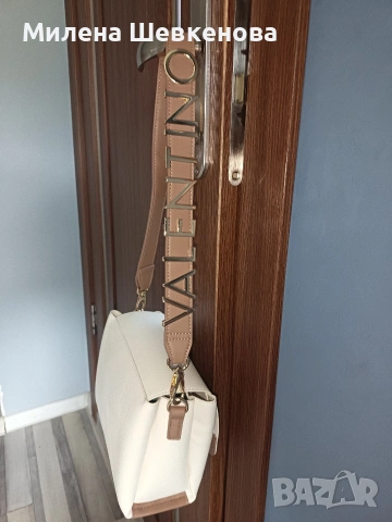 Нова дамска чанта VALENTINO, снимка 9 - Чанти - 54180572
