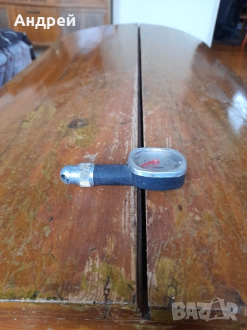 Стар манометър за гуми Konekta