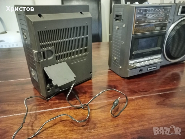 Hitachi радио касетофон , снимка 10 - Радиокасетофони, транзистори - 52504139