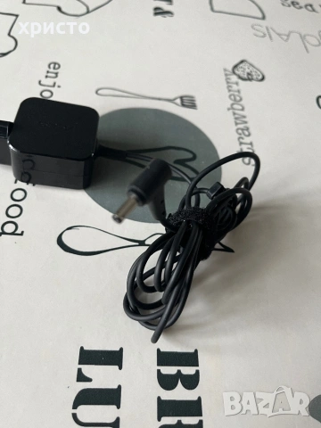 зарядно Asus оригинално, снимка 2 - Кабели и адаптери - 53755962