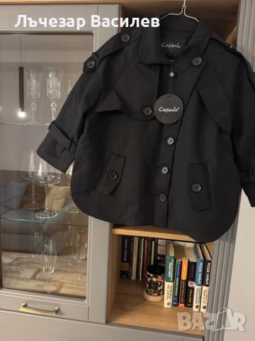 Къс дамски тренч 