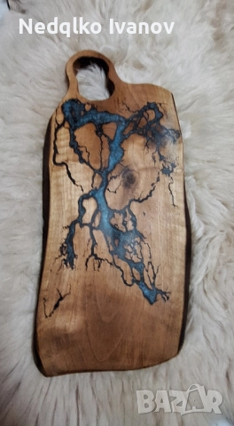 
Ръчна изработка, която впечатлява – персонализирани дъски от орех!
, снимка 2 - Аксесоари за кухня - 52135353