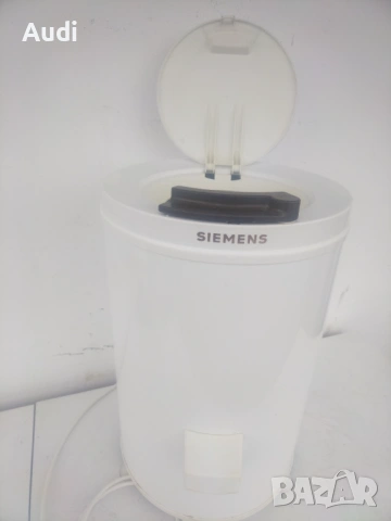 преносима сушилня за дрехи SIEMENS с вместимост 3 кг.  Идеална за студенти, вила, къмпинг