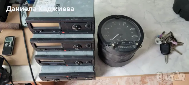 Тахографи за части