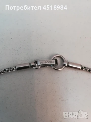 Оригинално колие Swarovski , снимка 2 - Колиета, медальони, синджири - 51103067